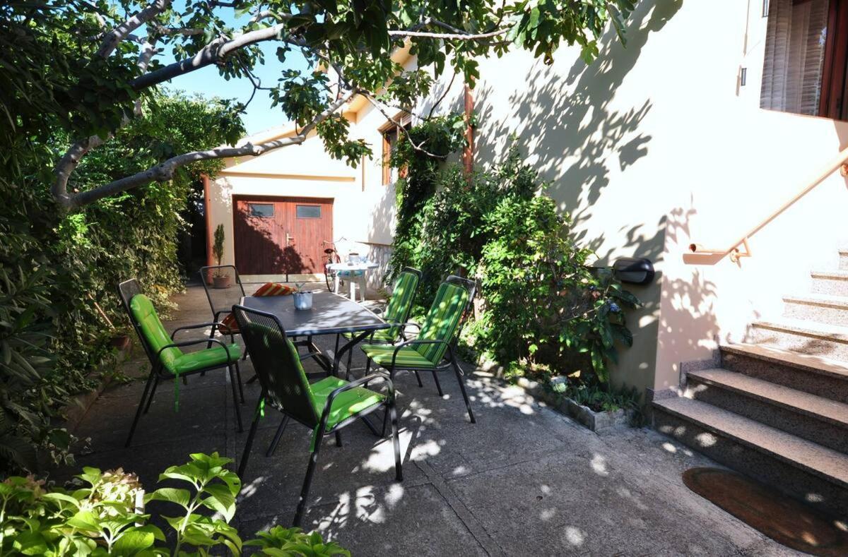 Adria Apartments Sveti Filip i Jakov Eksteriør bilde